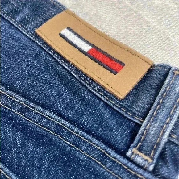 Vintage Classic Tommy Hilfiger Woman’s Denim Jeans Size 8 Stright Fit Med Wash - Picture 7 of 16